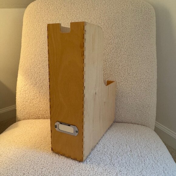 Wood Magazine File Holder - Picture 1 of 6